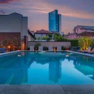Crowne Plaza By Ihg 4*, Милан Италия
