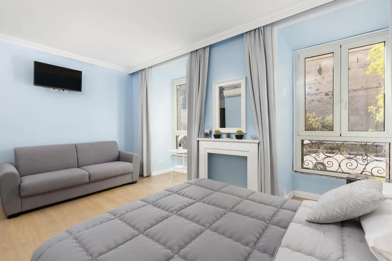 Rhome Hosting Rome Italy